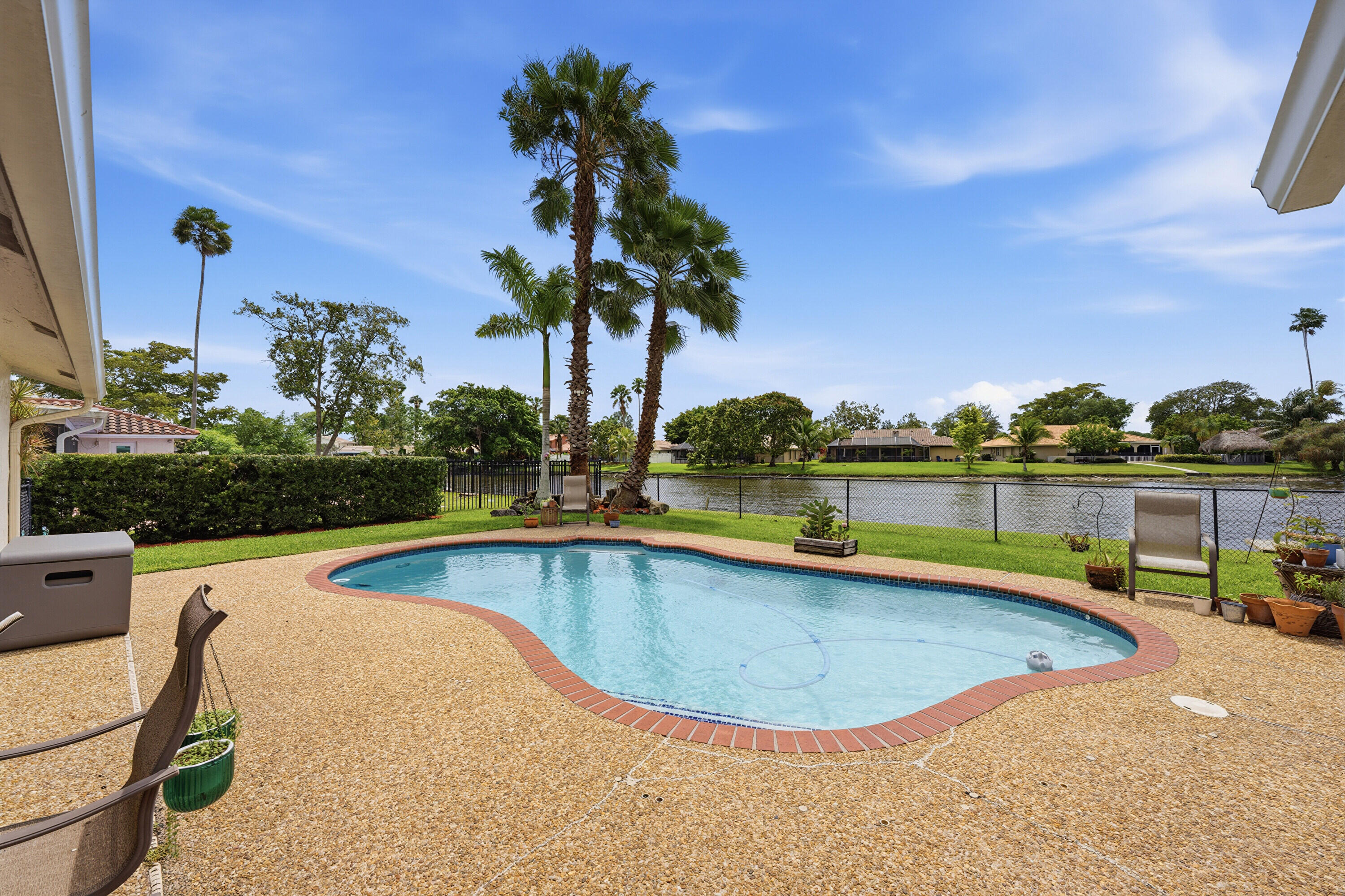 OAK WOOD - Residential