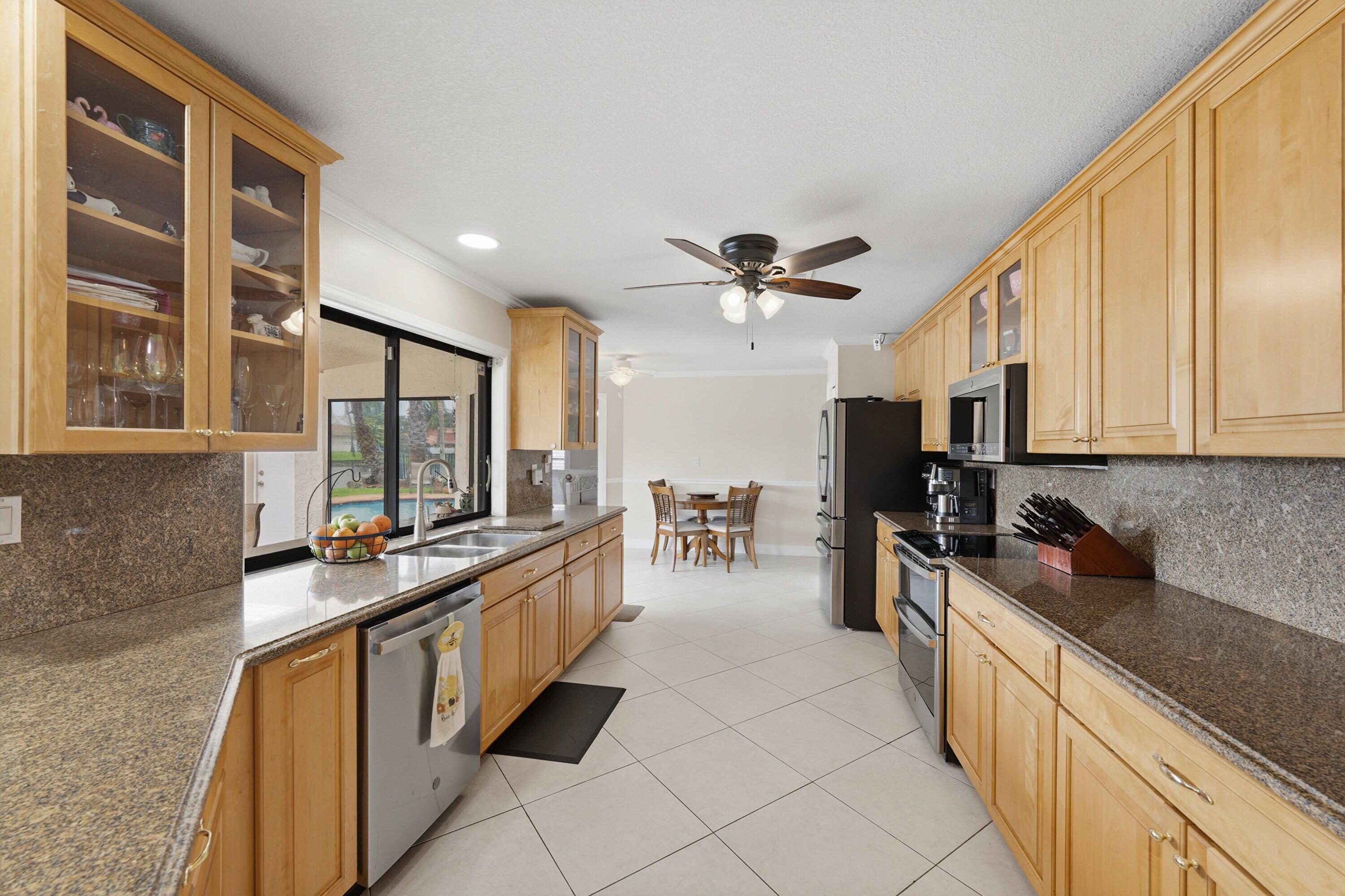 OAK WOOD - Residential