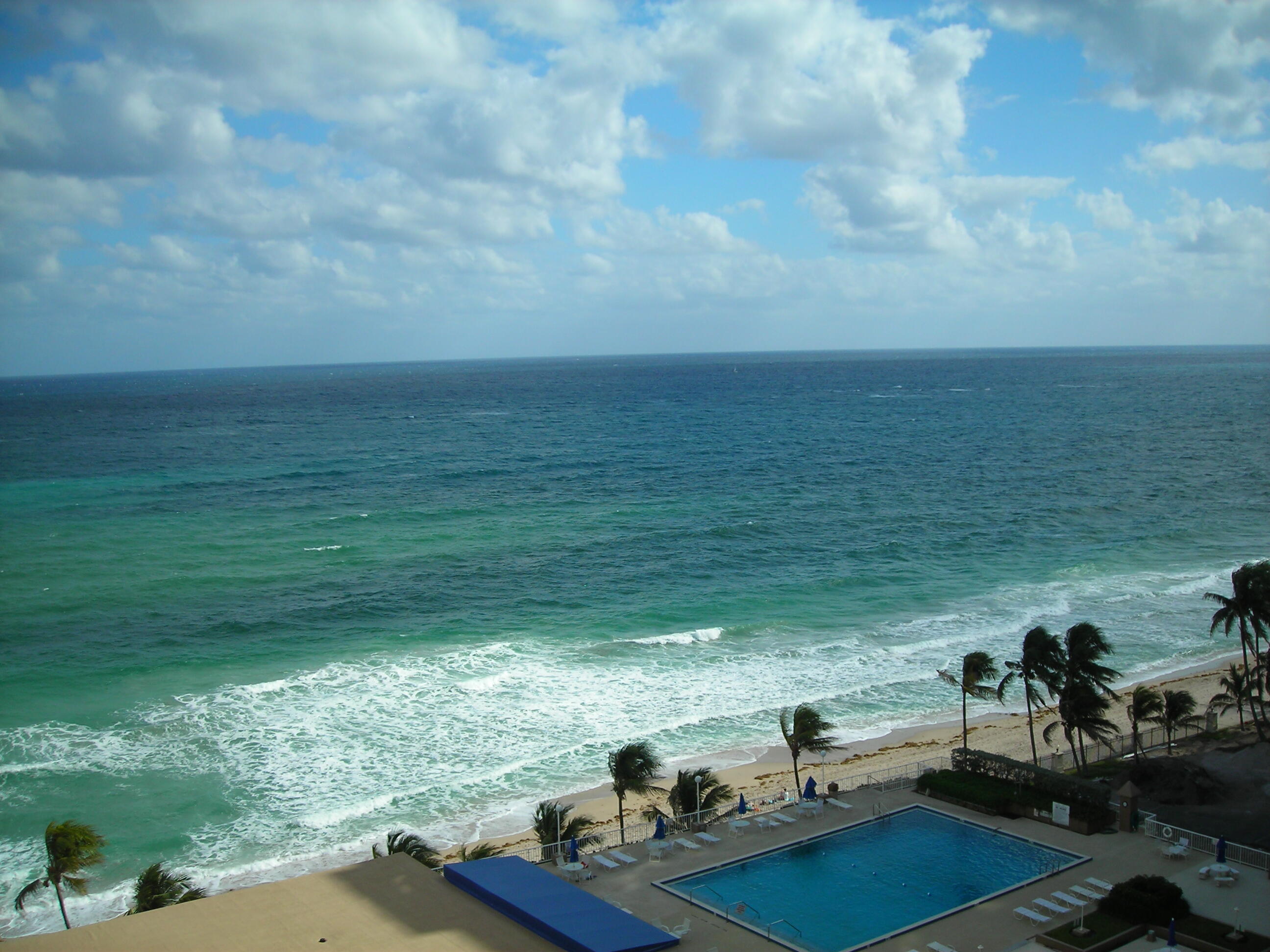 PLAZA SOUTH CONDO - Residential