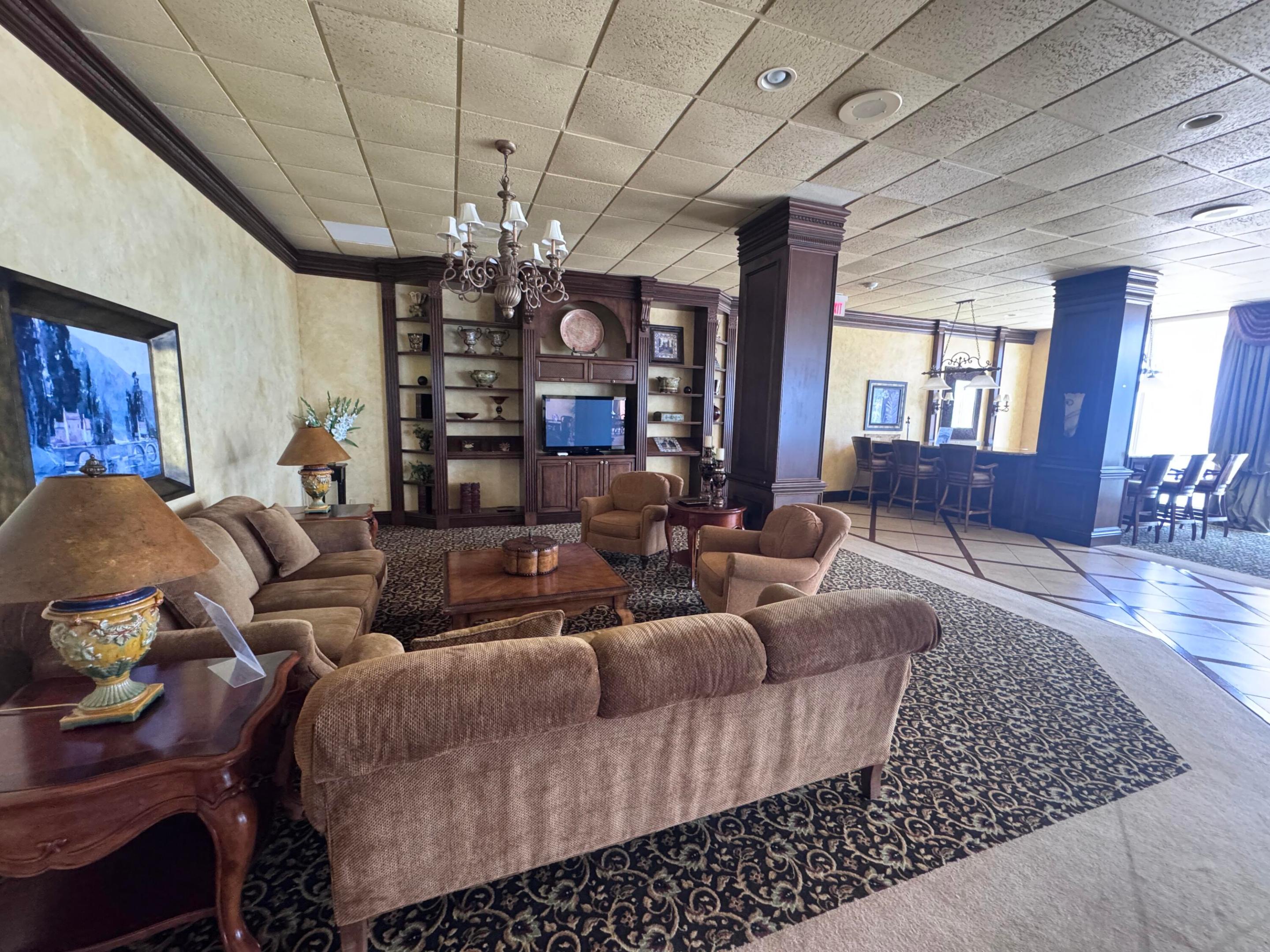 PLAZA SOUTH CONDO - Residential
