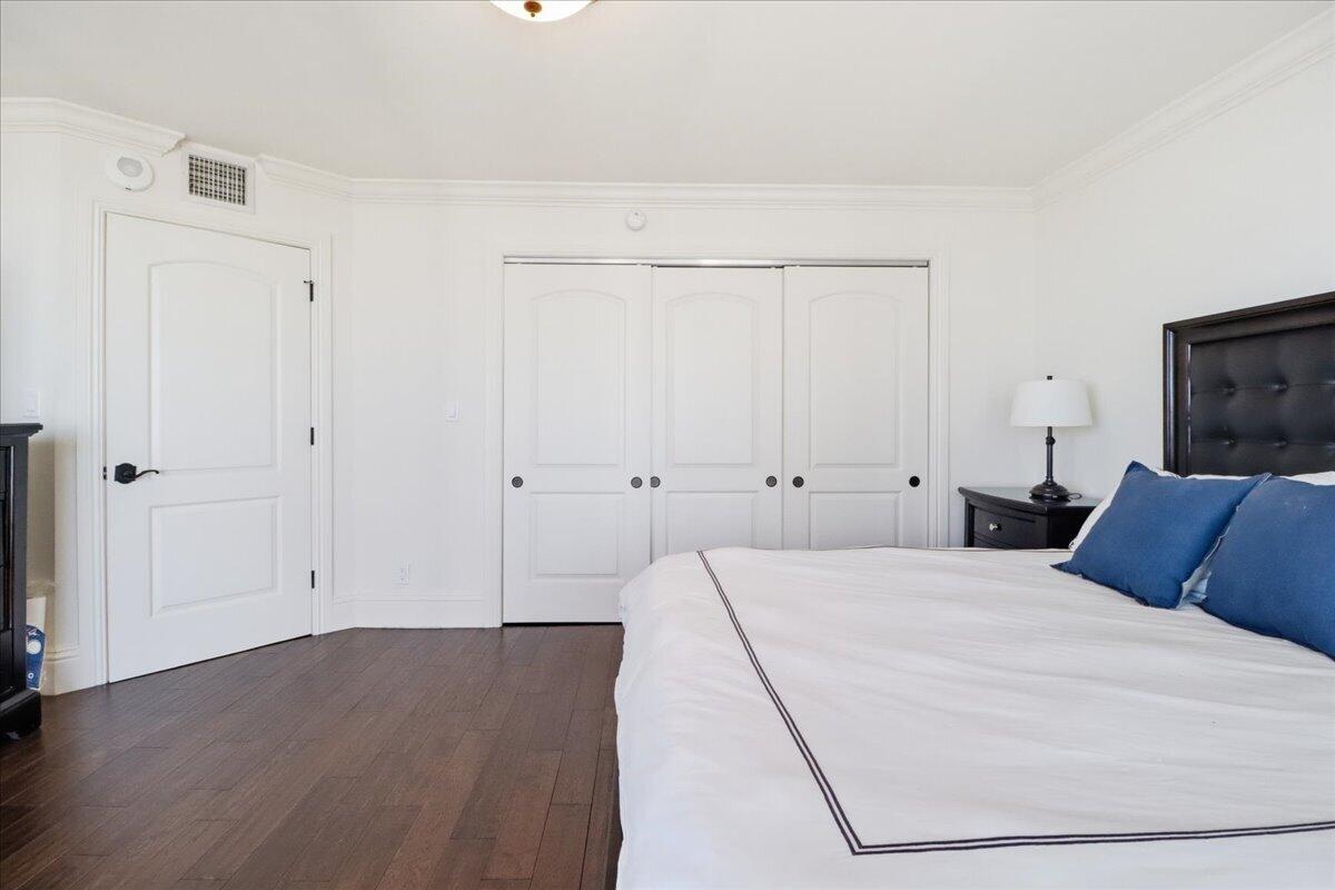 PLAZA SOUTH CONDO - Residential