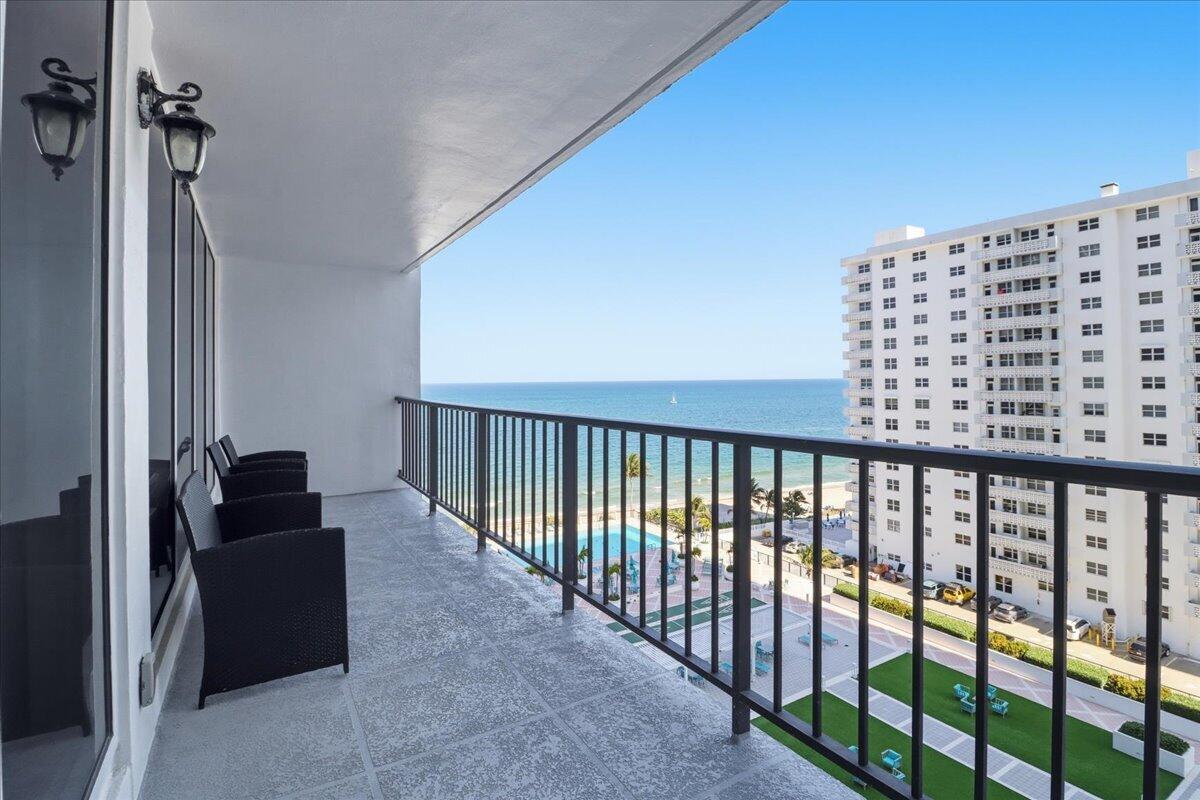 PLAZA SOUTH CONDO - Residential