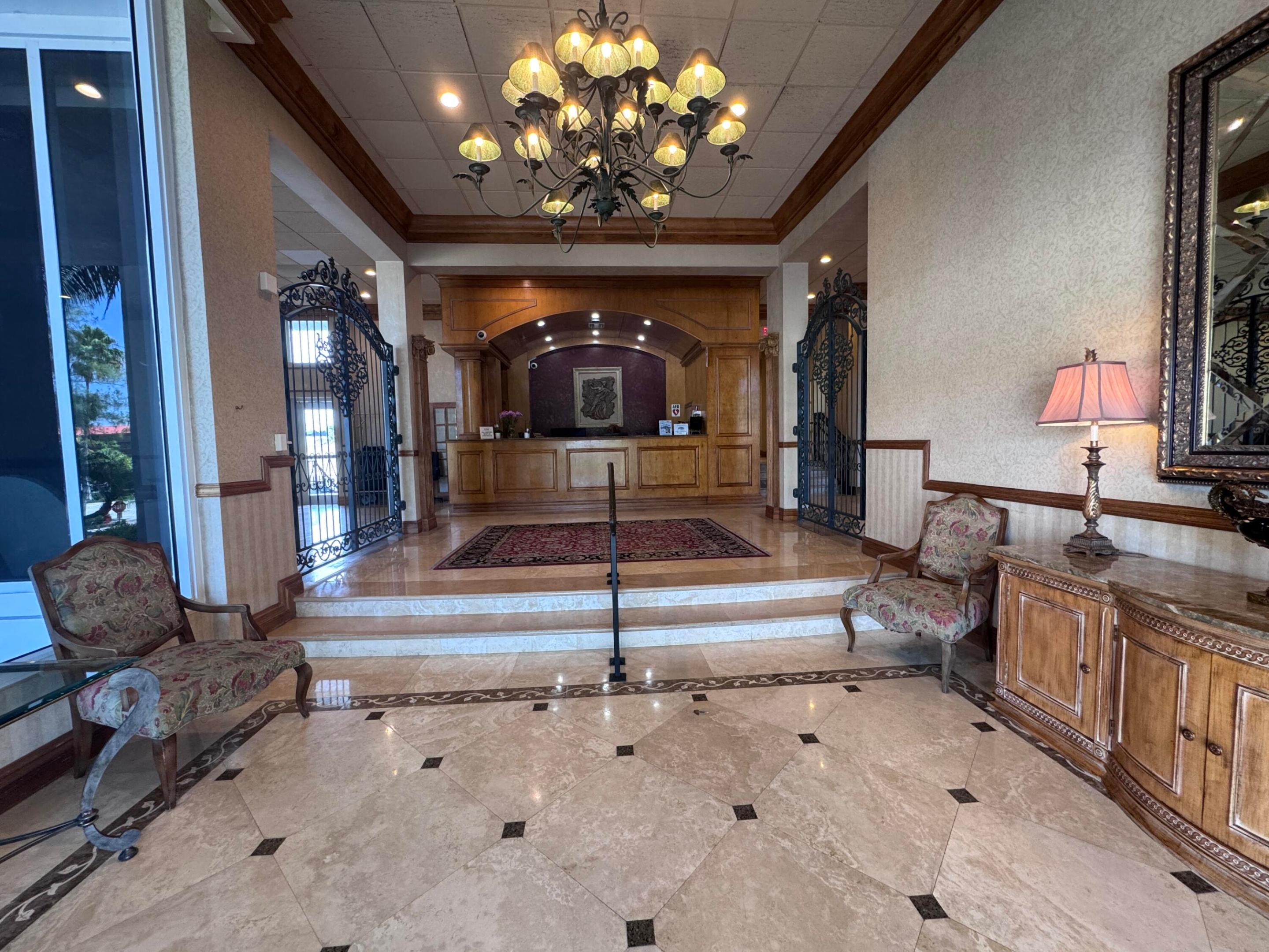 PLAZA SOUTH CONDO - Residential