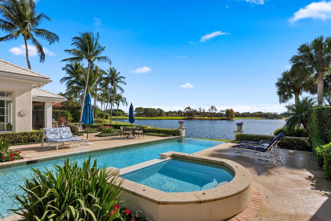 LOXAHATCHEE CLUB AT MAPLEWOOD 7 PH 2 - Residential