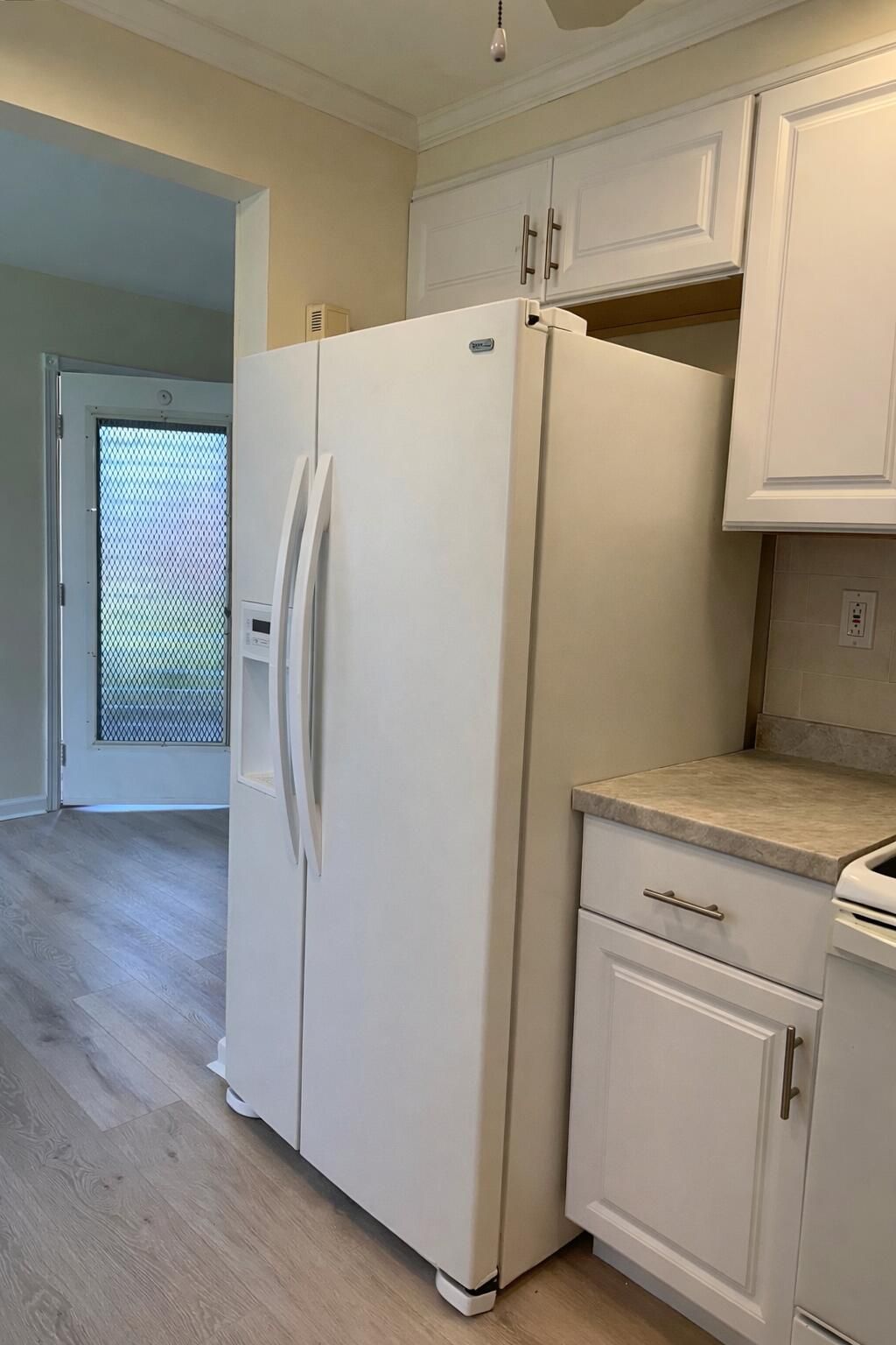 Photo of 548 Normandy Lane #L, Delray Beach, FL 33484 (MLS # B26007385)