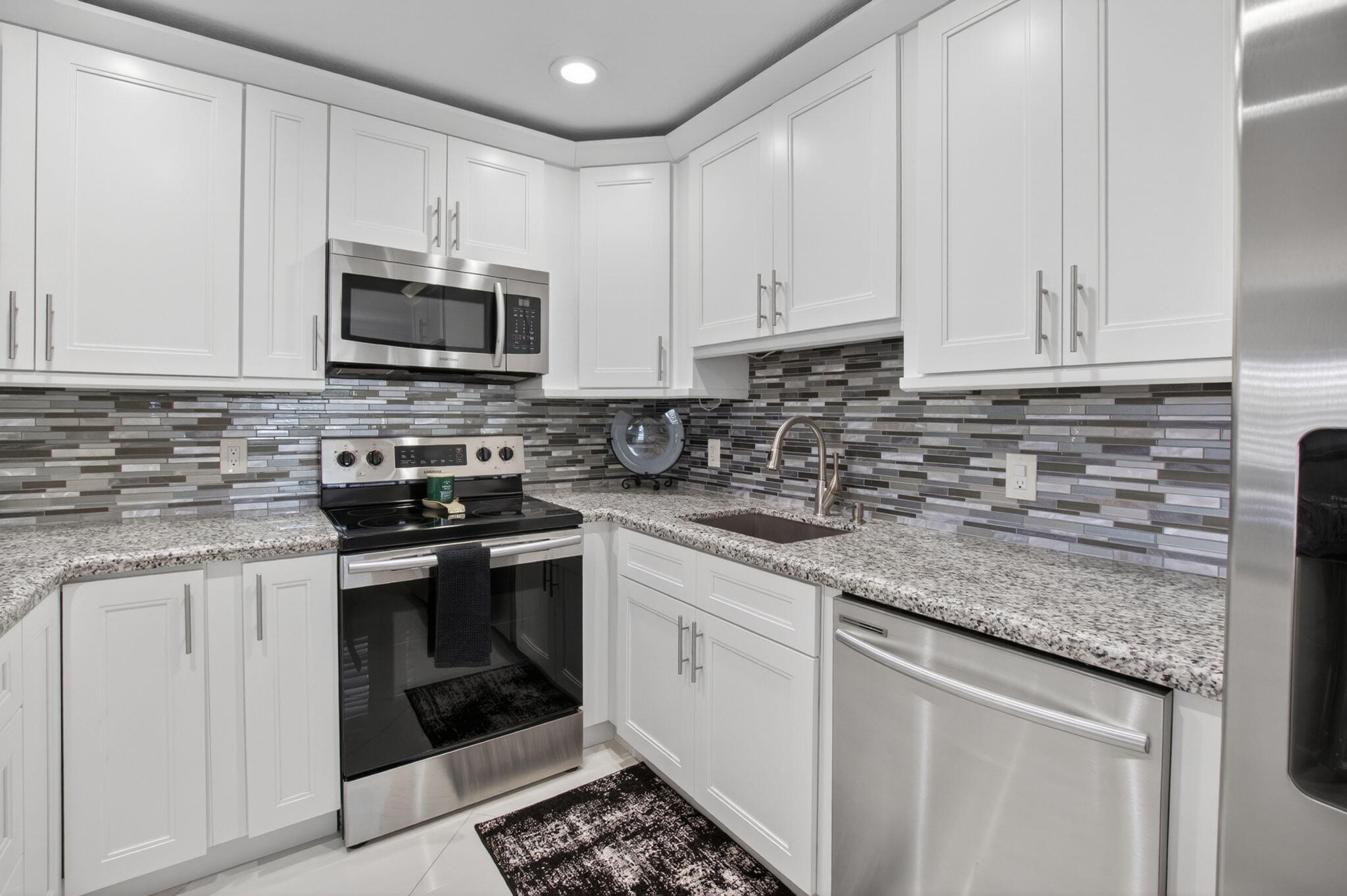 KINGS POINT WATERFORD CONDOS - Residential Lease