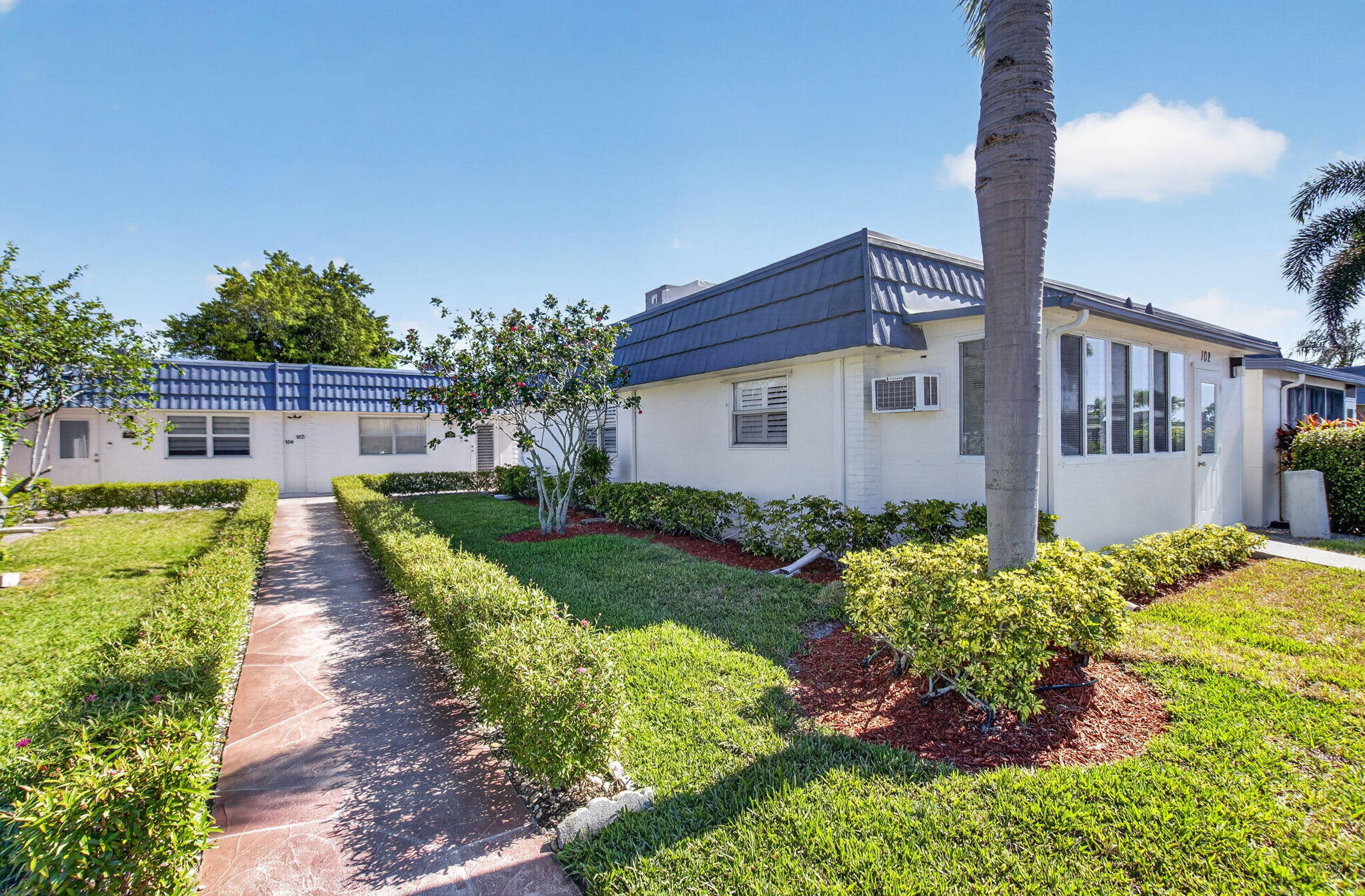 KINGS POINT WATERFORD CONDOS - Residential Lease