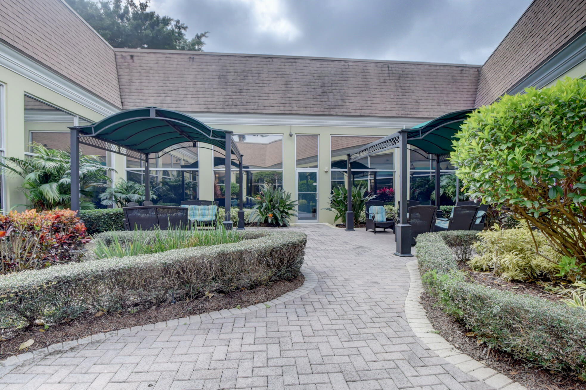 KINGS POINT WATERFORD CONDOS - Residential Lease