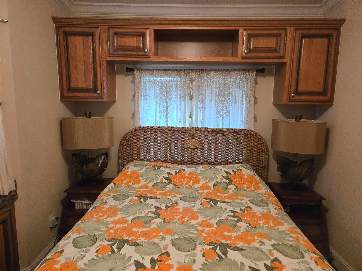 BLUE CYPRESS GOLF & RV RE - Residential