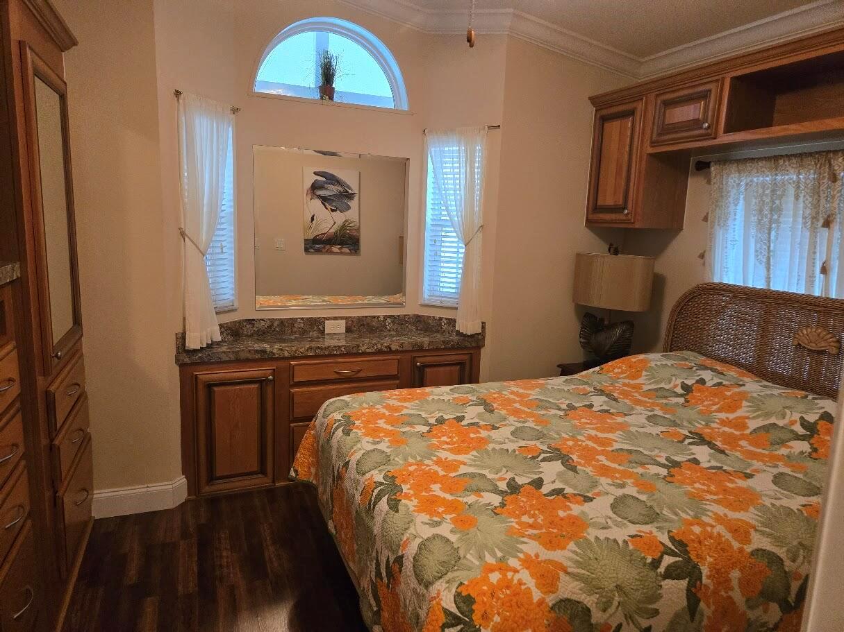 BLUE CYPRESS GOLF & RV RE - Residential