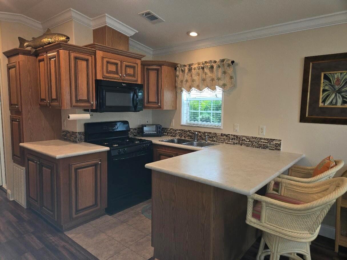 BLUE CYPRESS GOLF & RV RE - Residential