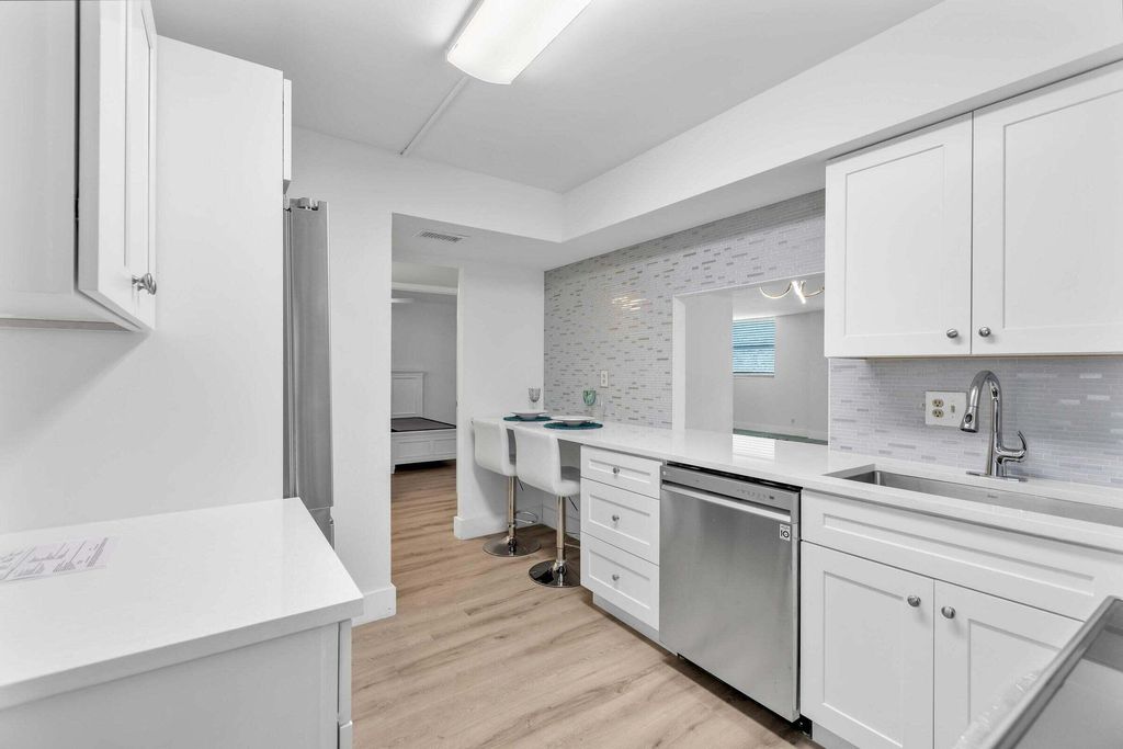 Photo of 299 NW 52nd Terrace #118, Boca Raton, FL 33487 (MLS # R10955975)