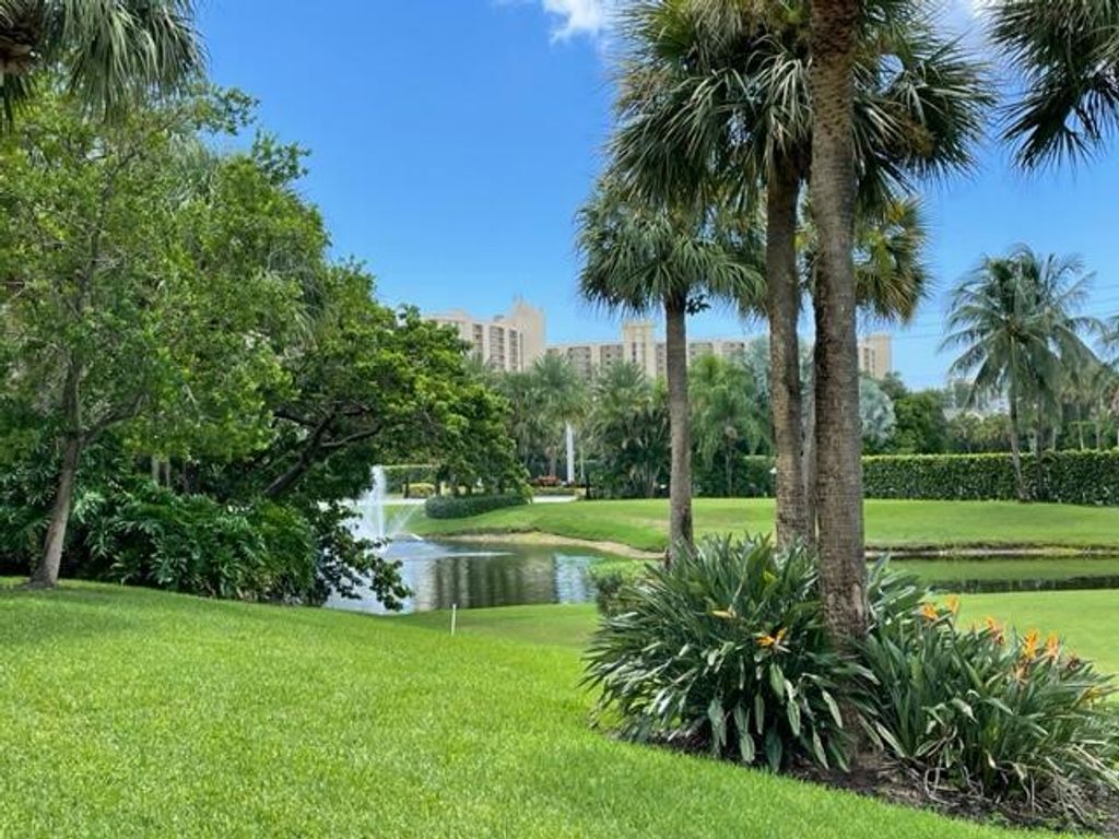 Photo of 2410 Fairway Drive N, Jupiter, FL 33477 (MLS # R10909762)