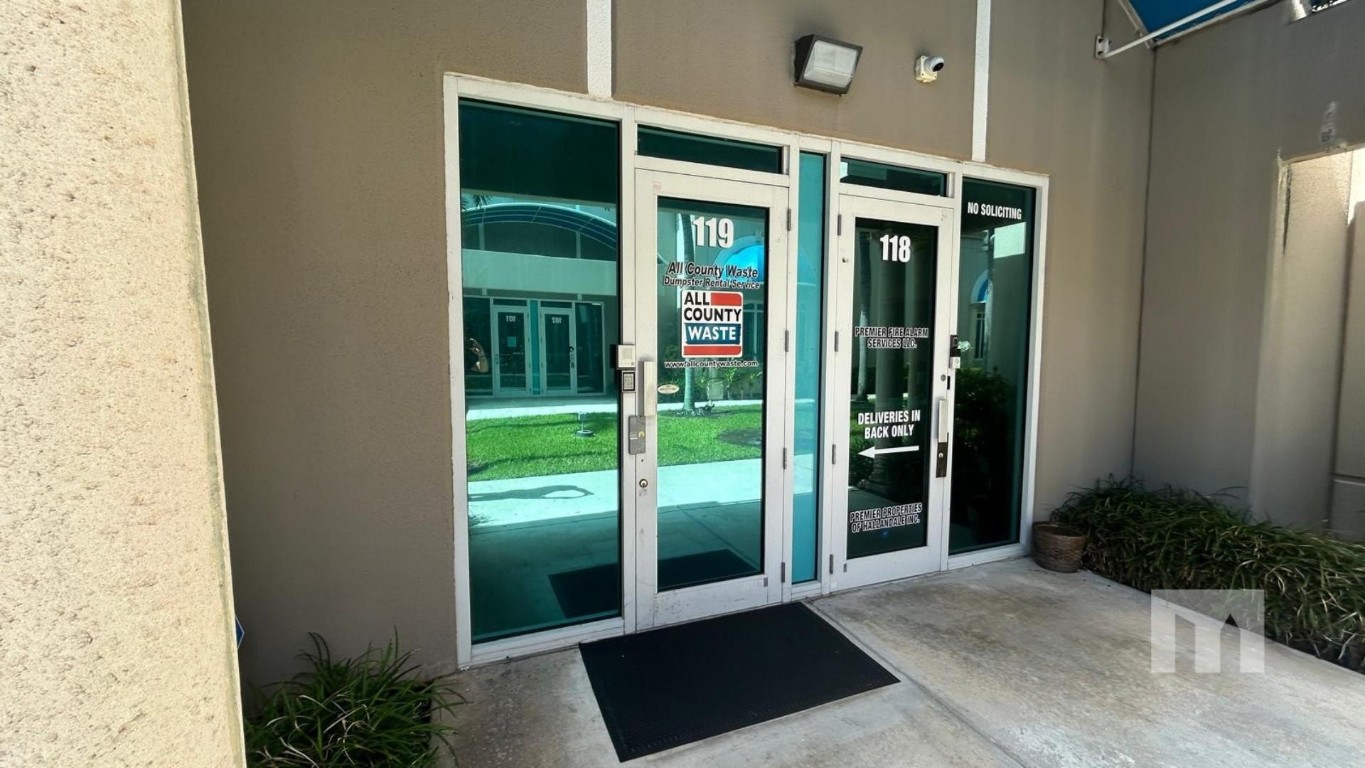 2860 W State Road 84 119