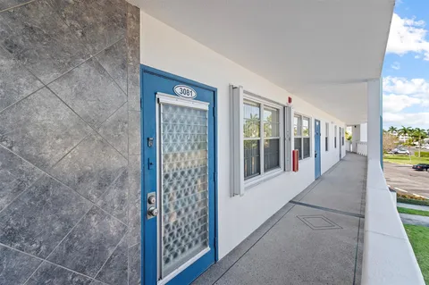 3081 Exeter Unit 3081, Boca Raton, FL MLS: F10492174