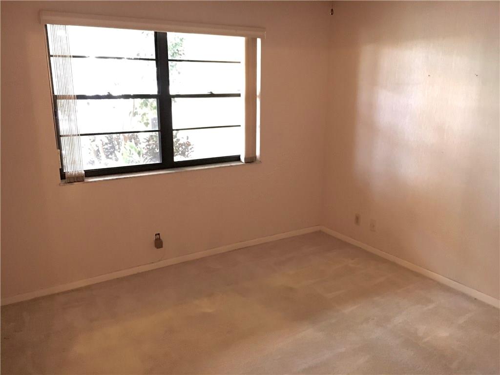 Isles Of Inverrary 2-A Co - Residential Lease