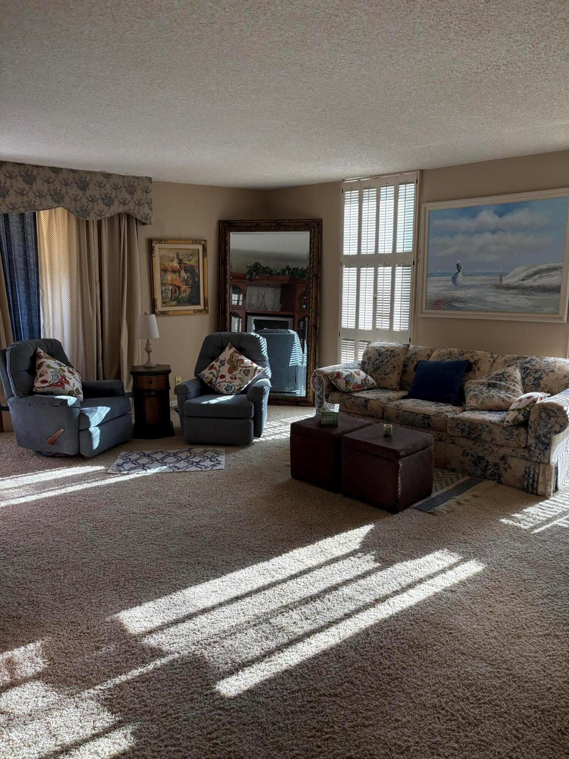 SUNTIDE CONDO - Residential