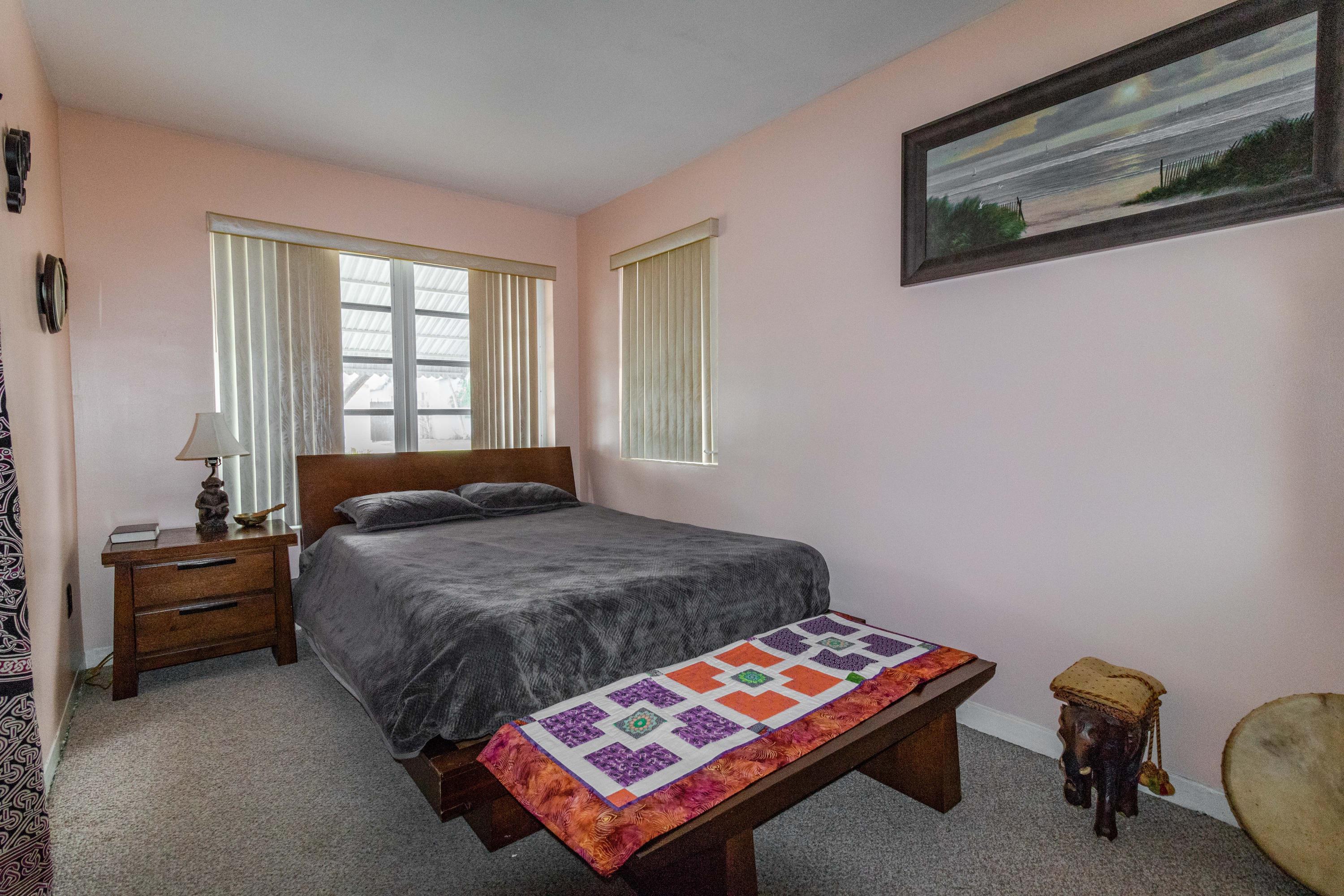 EDEN PARK - NORTH LAKE WORTH IN PB 5 PGS 48 & 49 - Residential