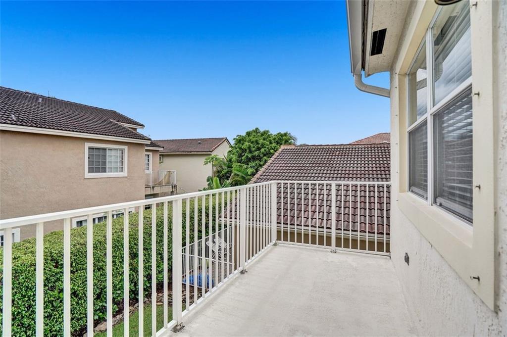 Lakeview West - Vizcaya - Residential