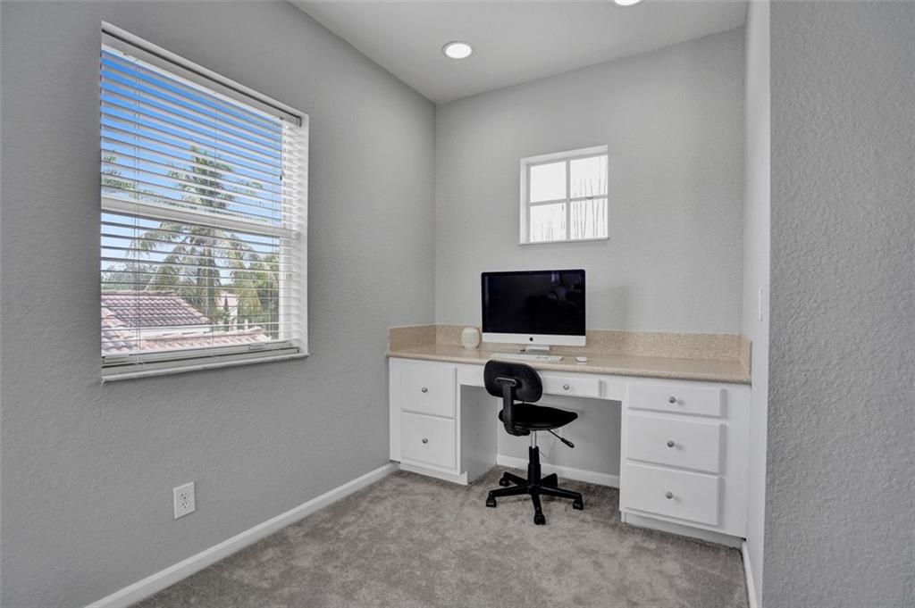 Lakeview West - Vizcaya - Residential