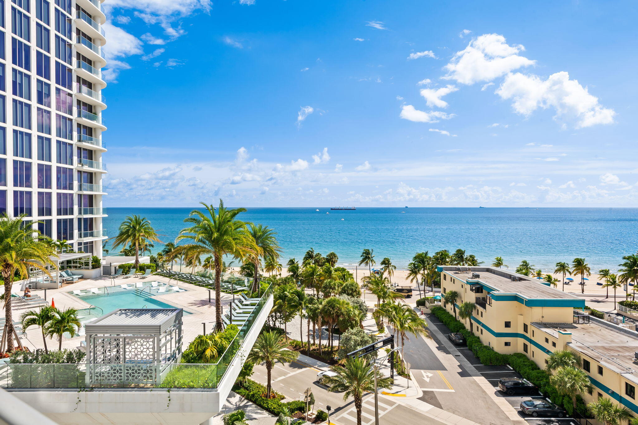 153 N Seabreeze Blvd 602