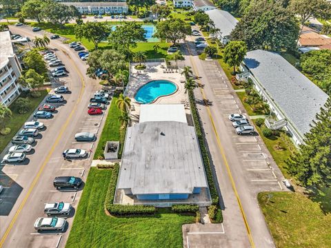 Tiny photo for 238 Ventnor Q #238, Deerfield Beach, FL 33442 (MLS # F10551413)
