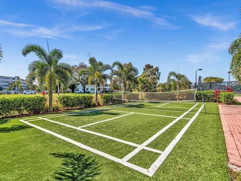 Tiny photo for 238 Ventnor Q #238, Deerfield Beach, FL 33442 (MLS # F10551413)