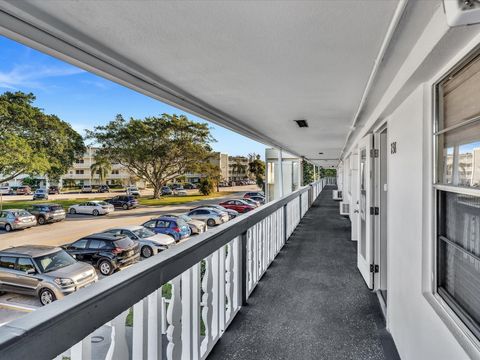 Tiny photo for 238 Ventnor Q #238, Deerfield Beach, FL 33442 (MLS # F10551413)