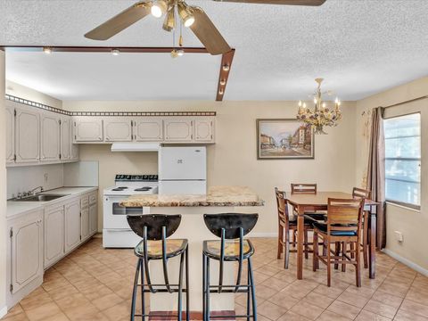 Tiny photo for 238 Ventnor Q #238, Deerfield Beach, FL 33442 (MLS # F10551413)