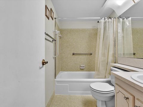Tiny photo for 238 Ventnor Q #238, Deerfield Beach, FL 33442 (MLS # F10551413)