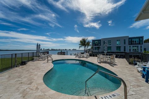 A home in North Palm Beach