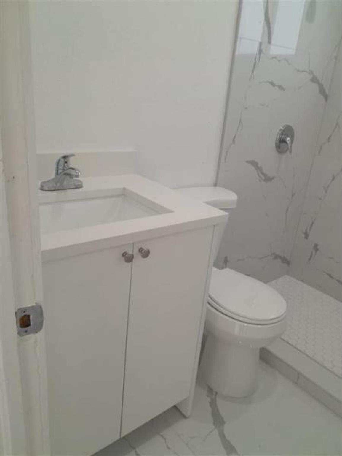 MC KEEVER TERR NO 3 - Residential