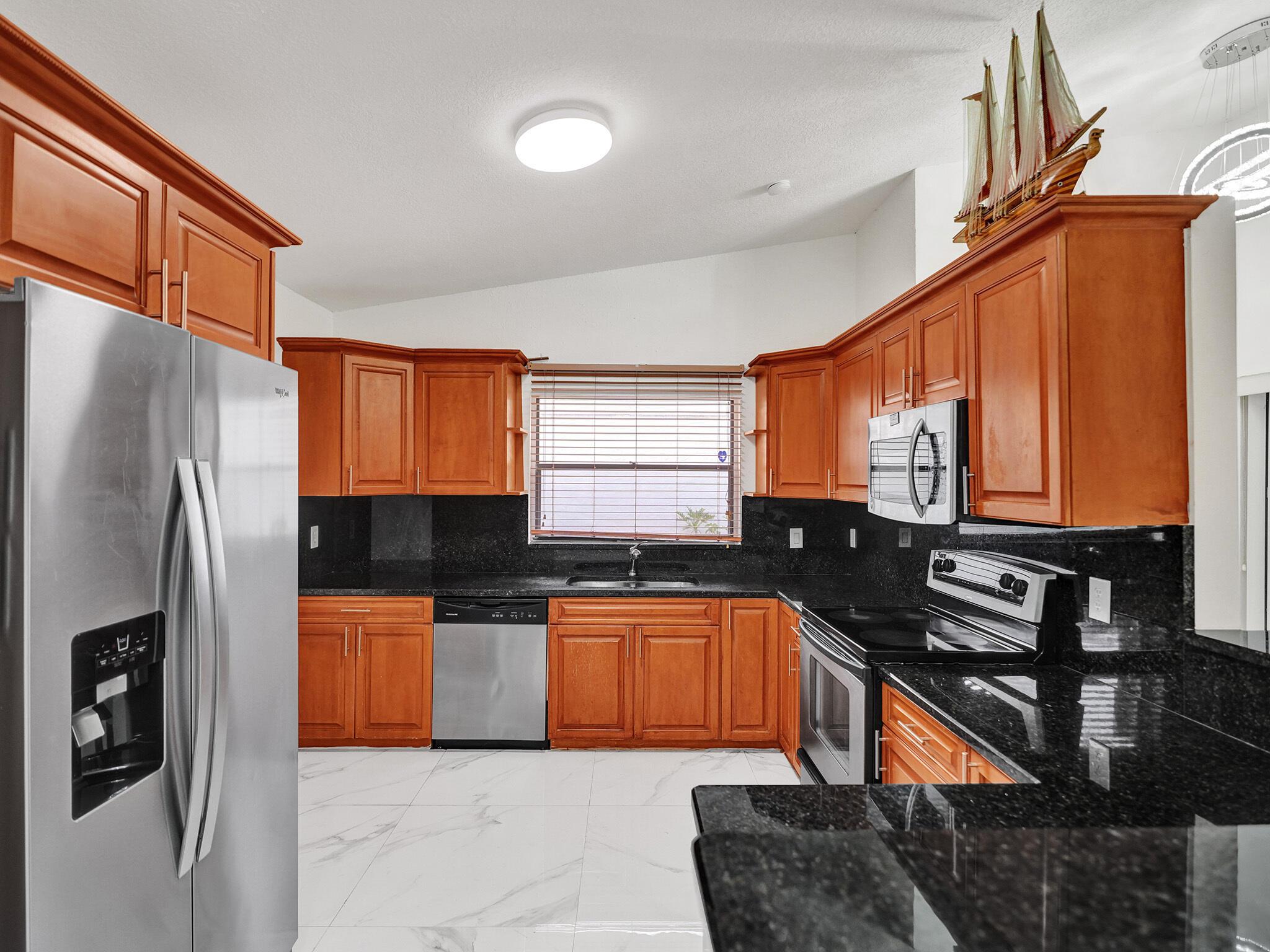 MEADOWS 300 1 - Residential Lease