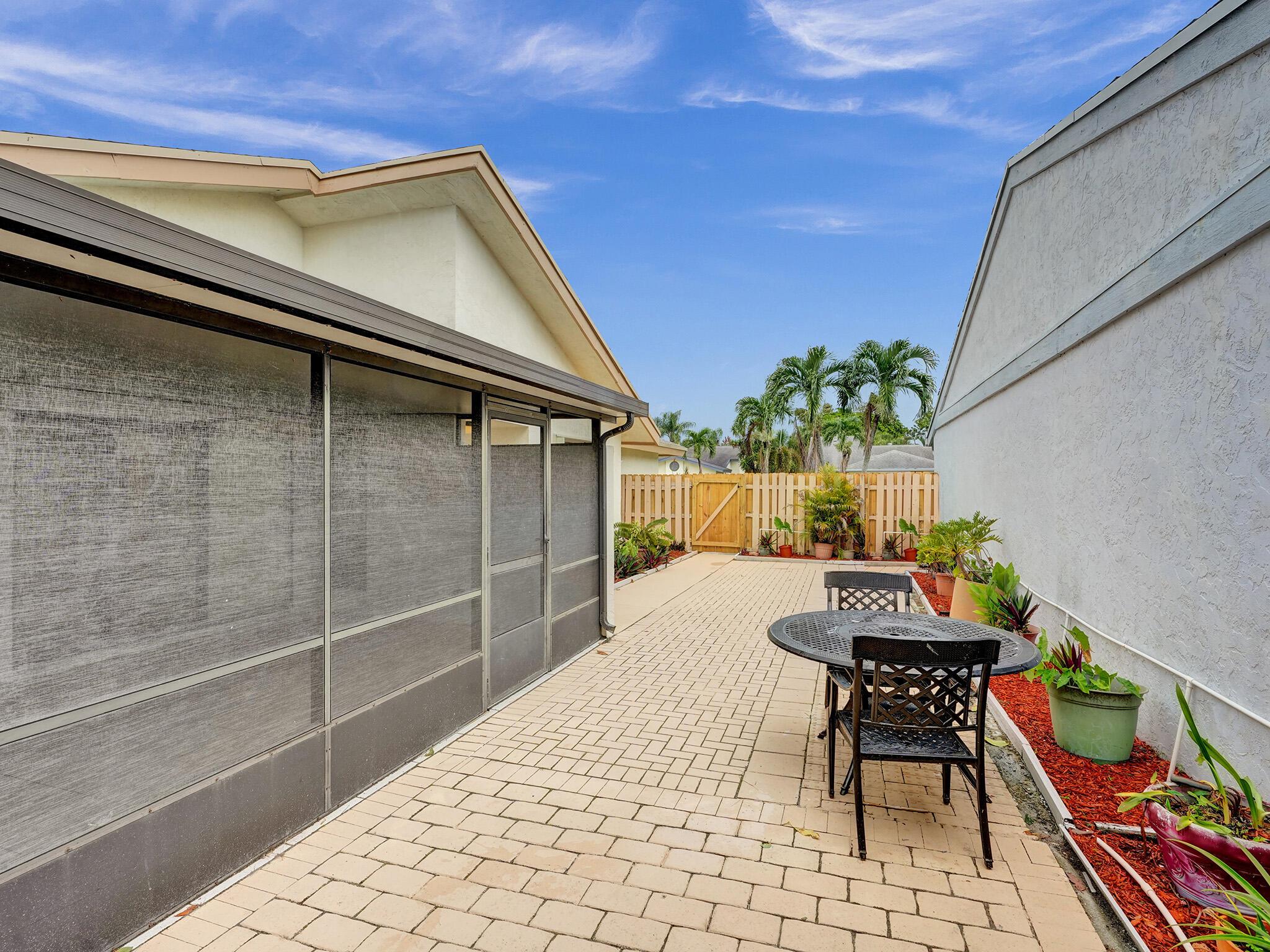 MEADOWS 300 1 - Residential Lease