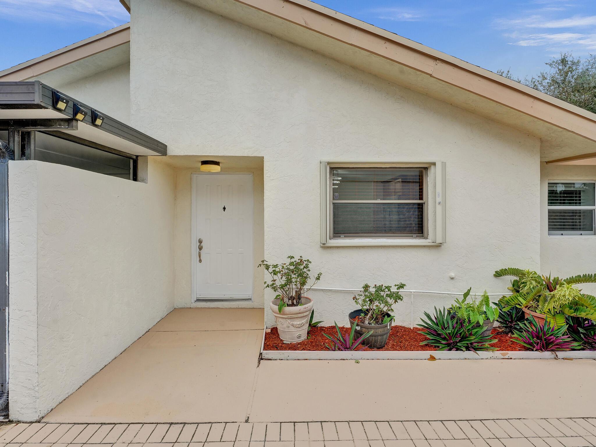 MEADOWS 300 1 - Residential Lease