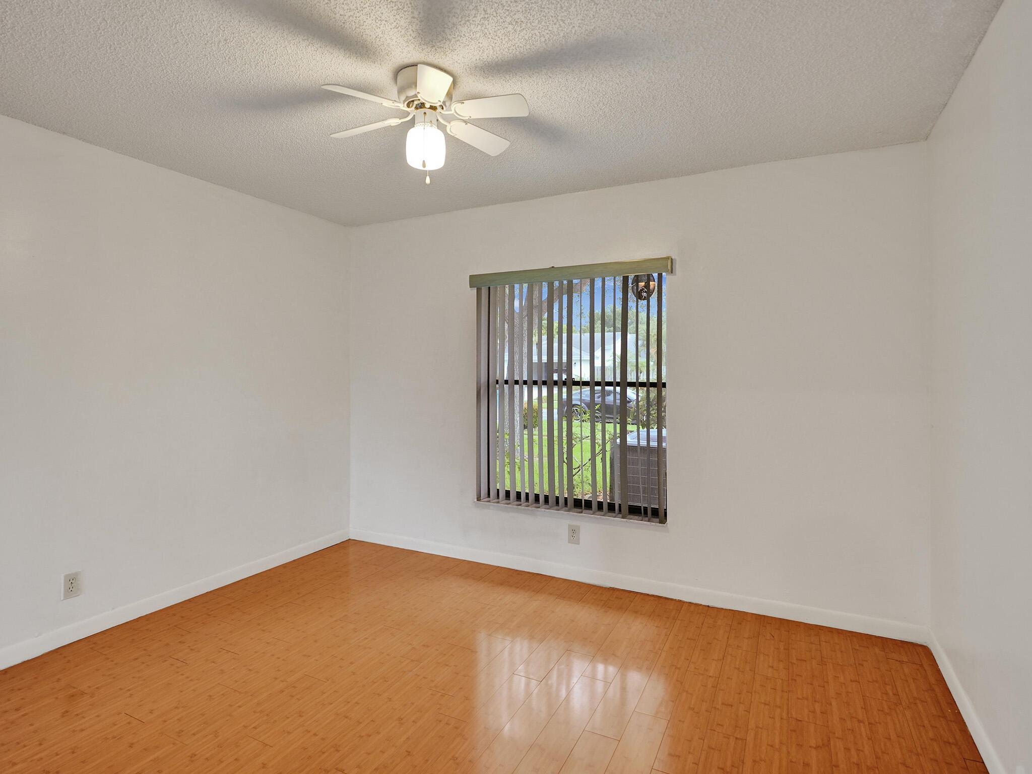 MEADOWS 300 1 - Residential Lease