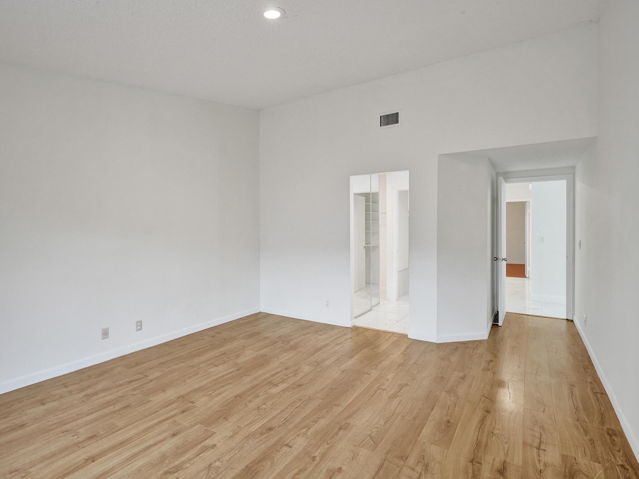 MEADOWS 300 1 - Residential Lease