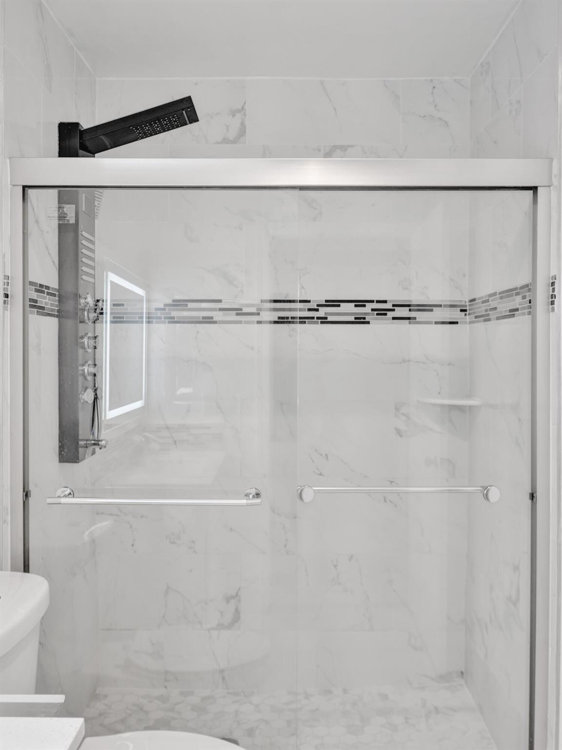 MEADOWS 300 1 - Residential Lease