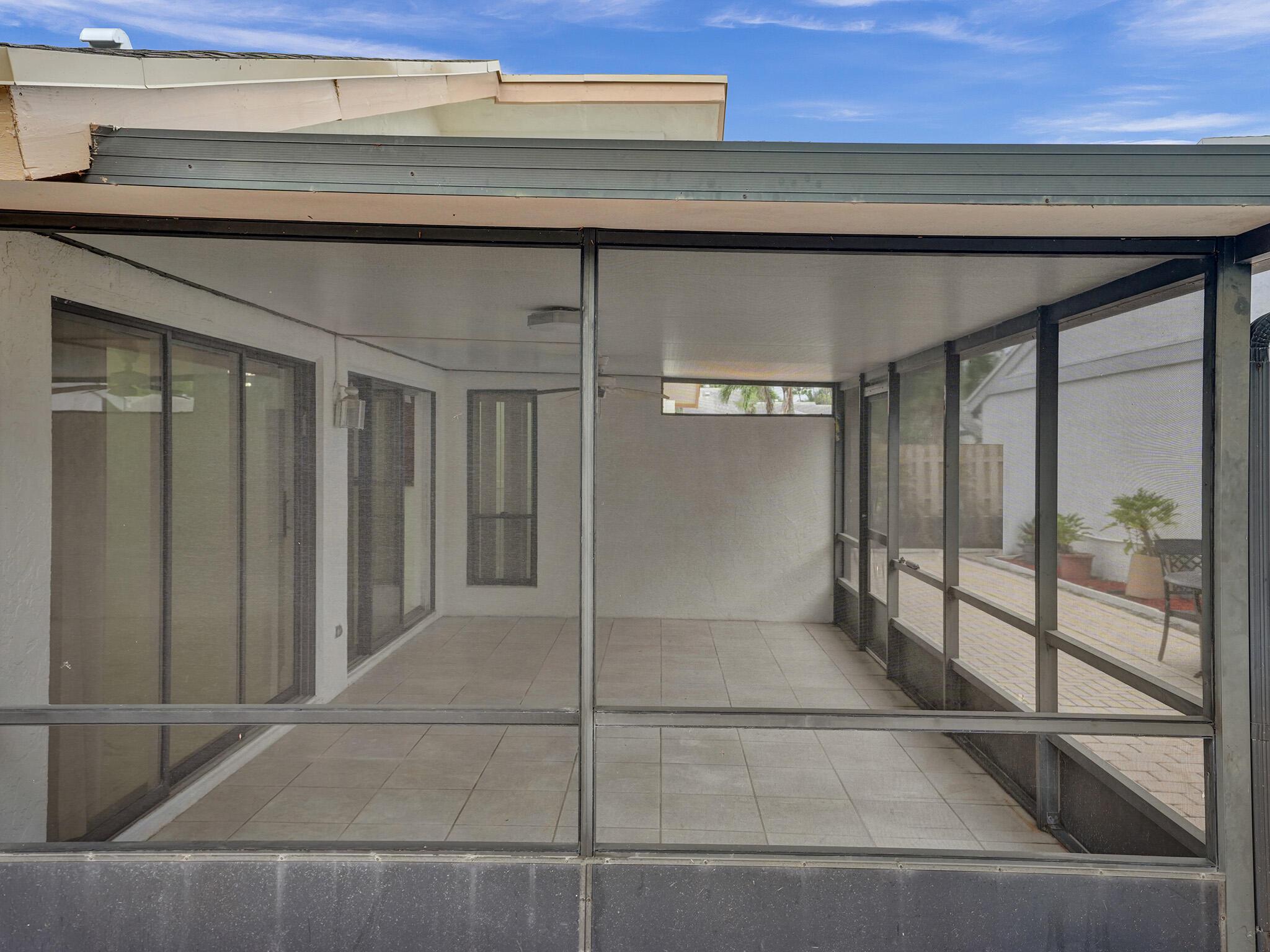 MEADOWS 300 1 - Residential Lease