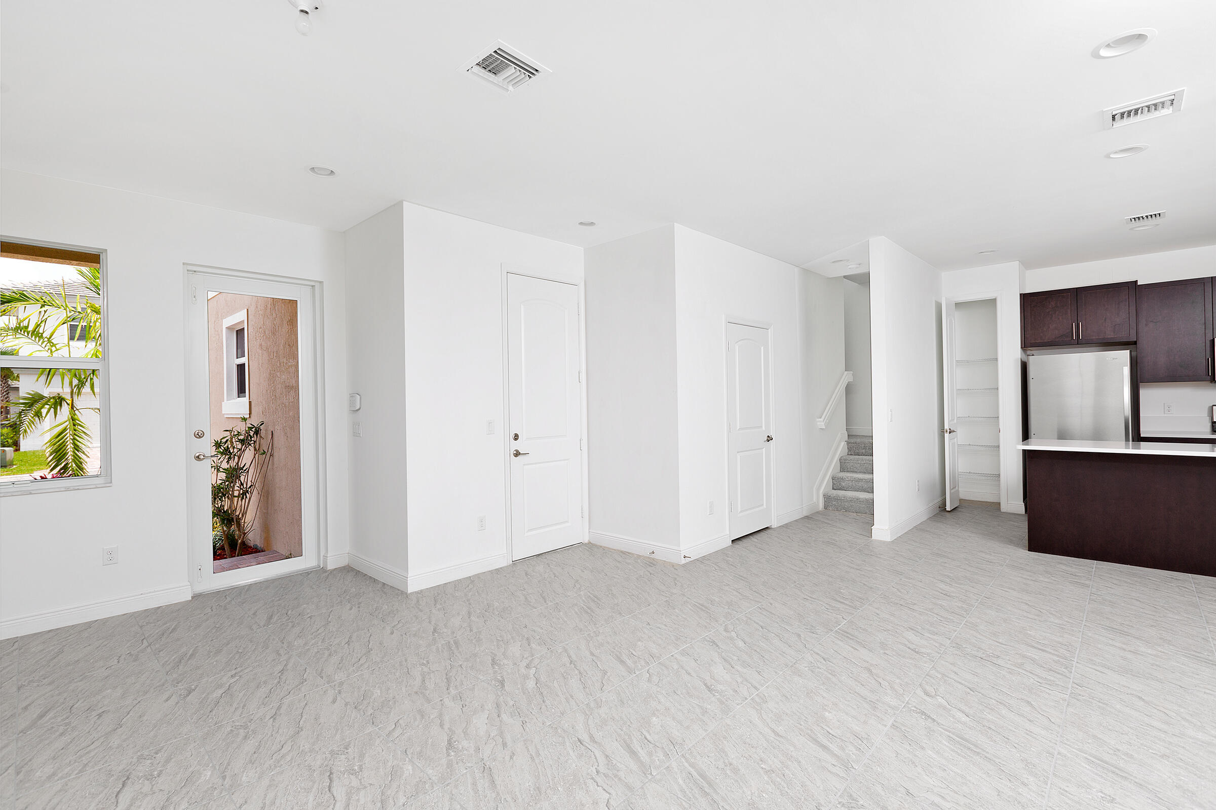 6961 Pines Circle 27