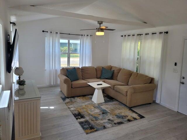 Vista Salerno - Residential Lease