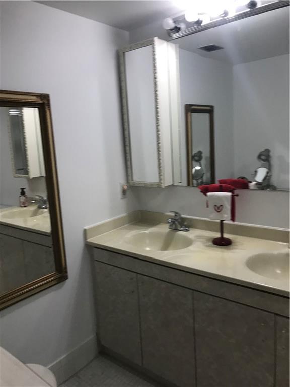 Victoria Village F Condo - Residential Lease