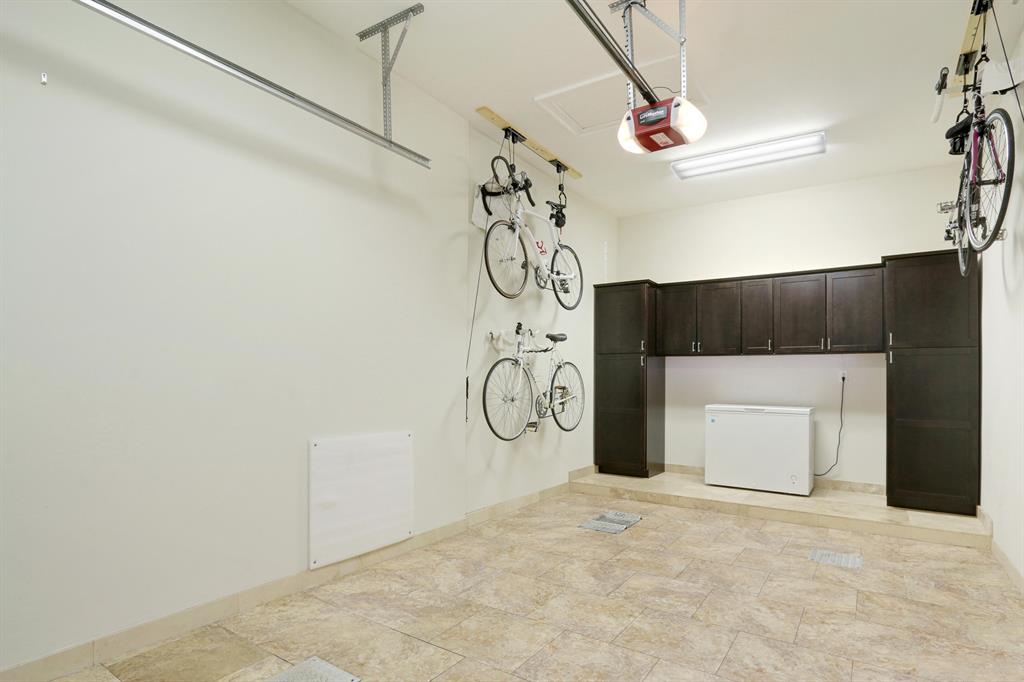 Paradise Port - Residential