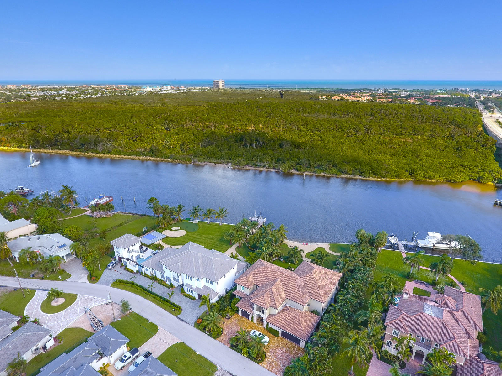 Paradise Port - Residential