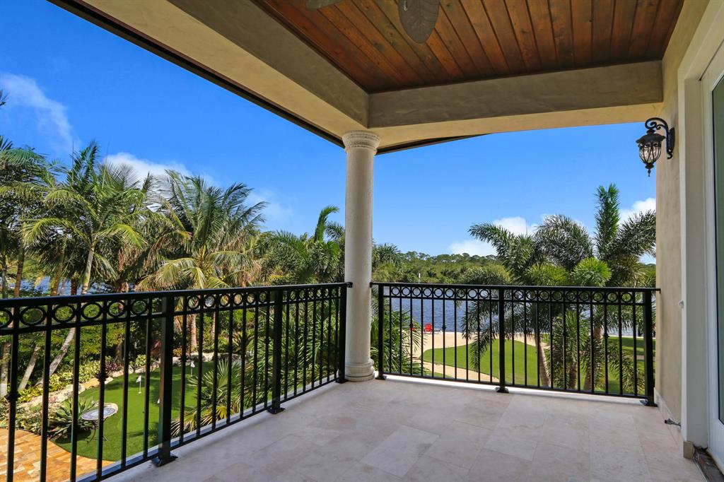 Paradise Port - Residential