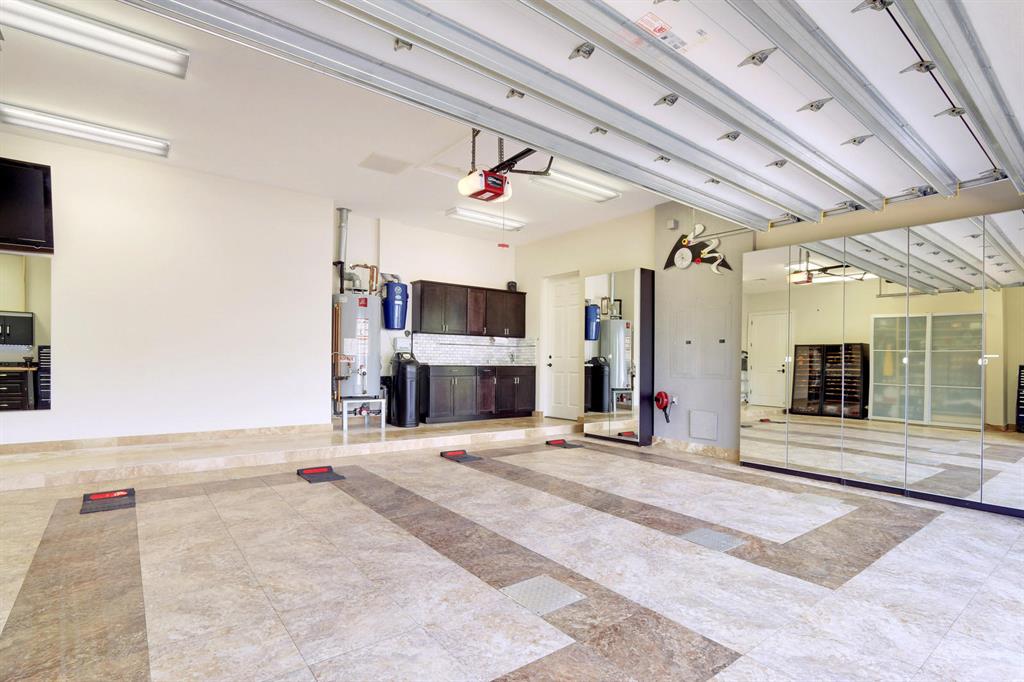 Paradise Port - Residential