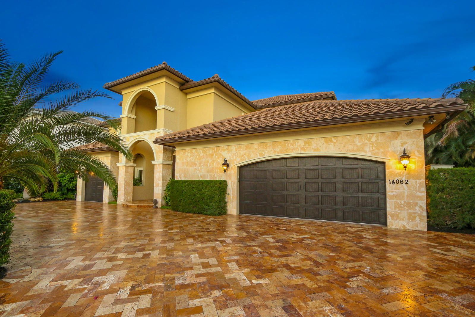 Paradise Port - Residential