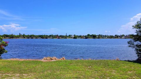 A home in Lake Worth Beach