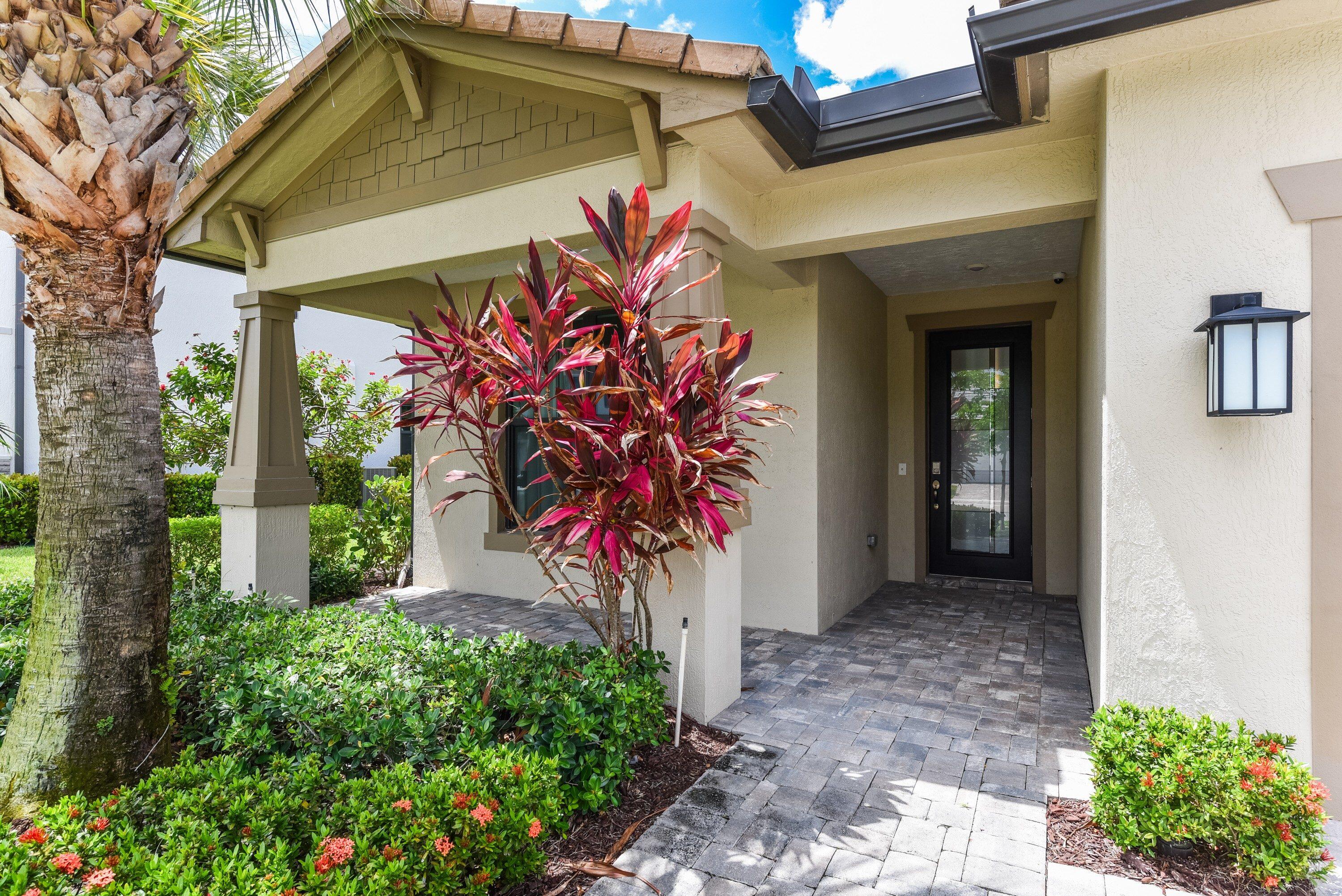 2370 Rollingwood Court
