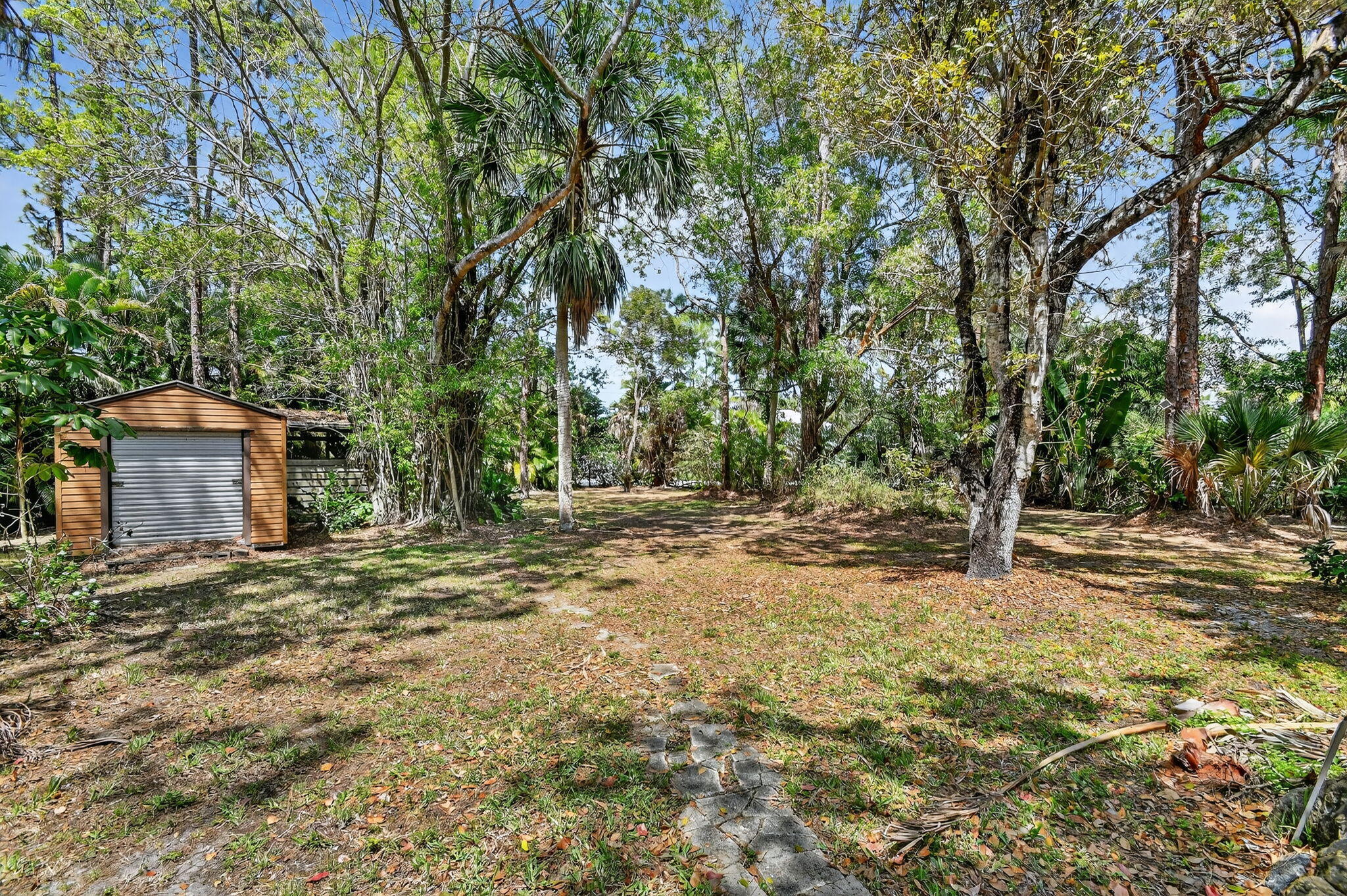 ACREAGE - Residential